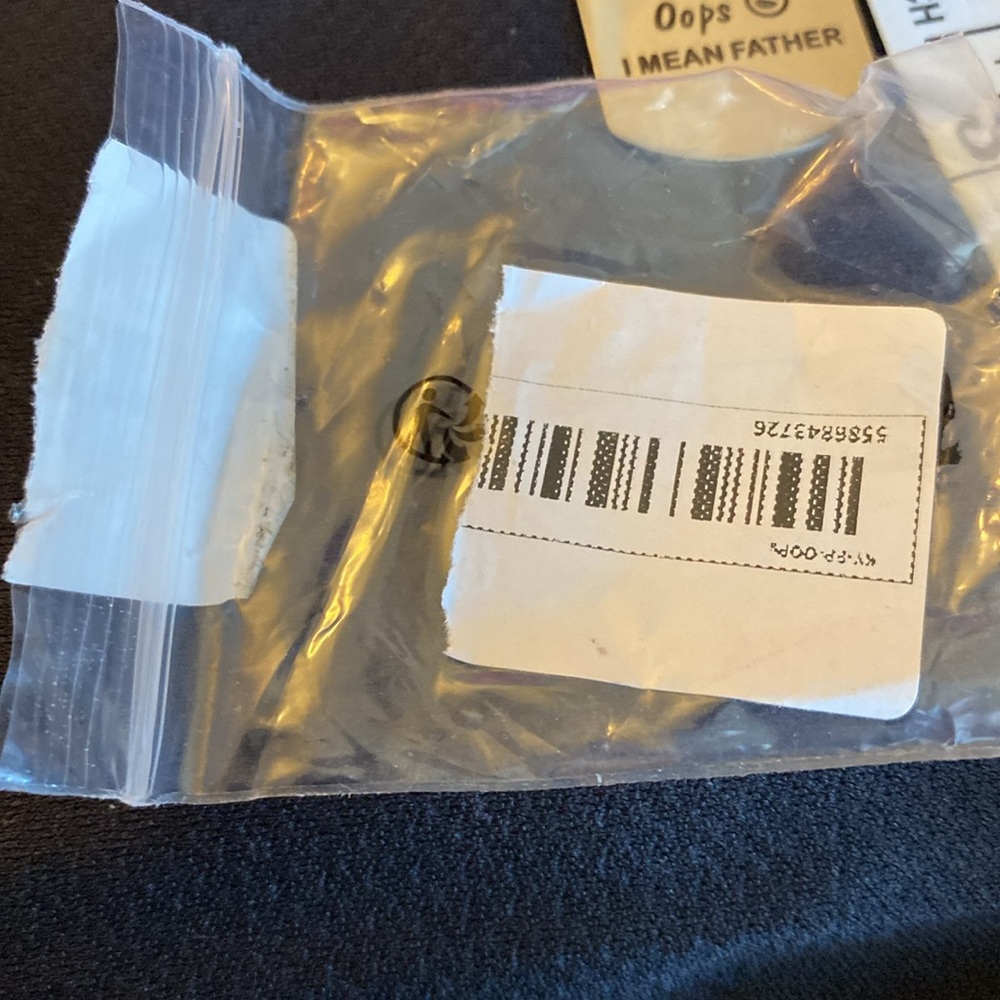 Keychain-new:Farter - Picture 2 of 2